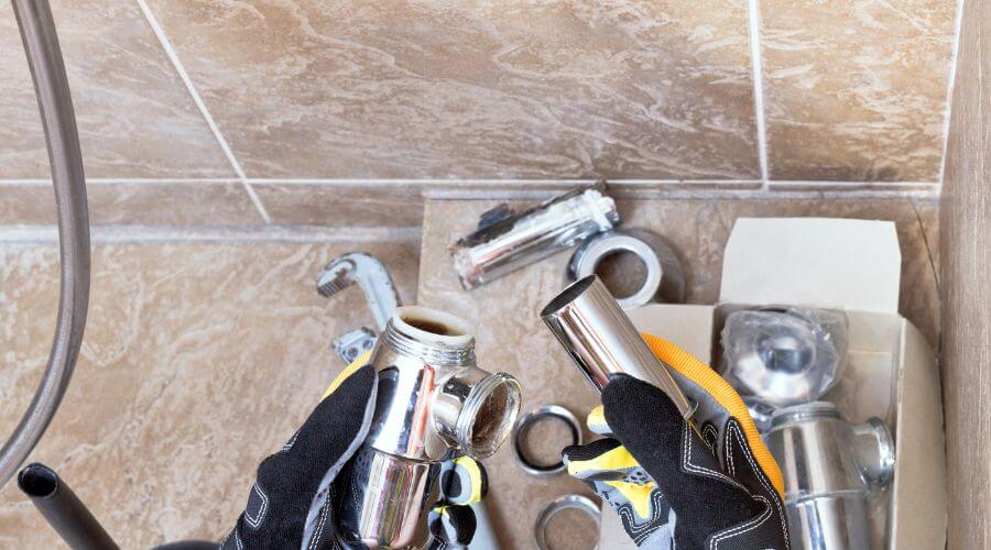 Expert Emergency Roof Repairs services in Wanamingo, MN